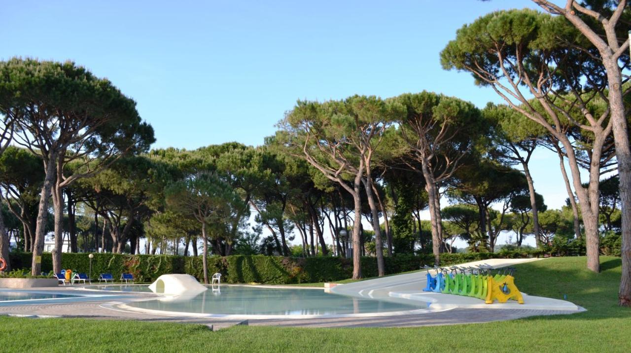 Albatross Mobile Homes On Camping Waikiki Lido di Jesolo Exterior foto
